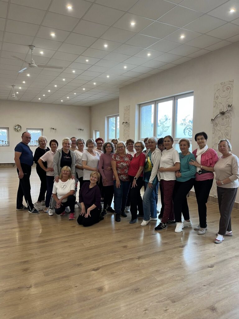 zajęcia terapeutyczno-taneczne dla seniorów